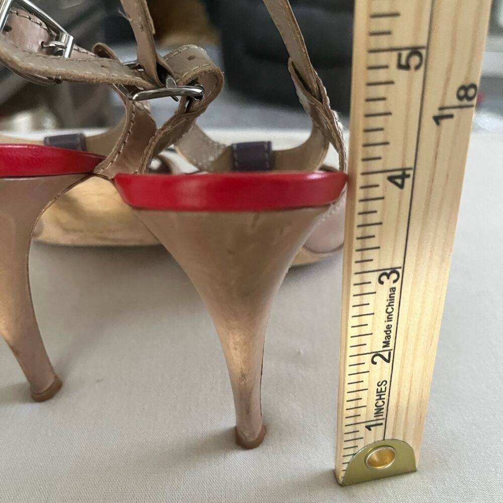 Manolo Blahnik Persefa Buckled T-Strap Sandal, Taupe/Blue/Red Sz 7 - Picture 5 of 7